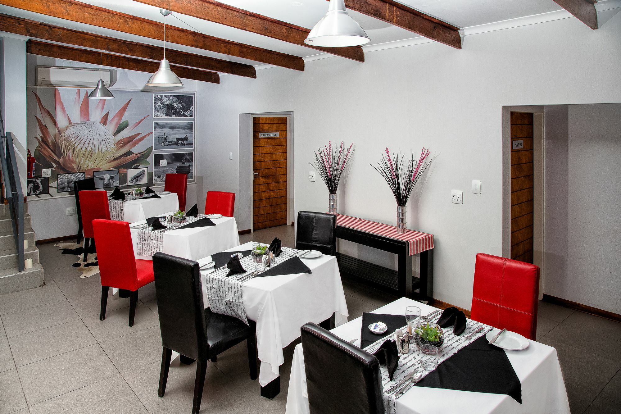 Yalla Yalla Boutique Hotel eMalahleni Exterior photo