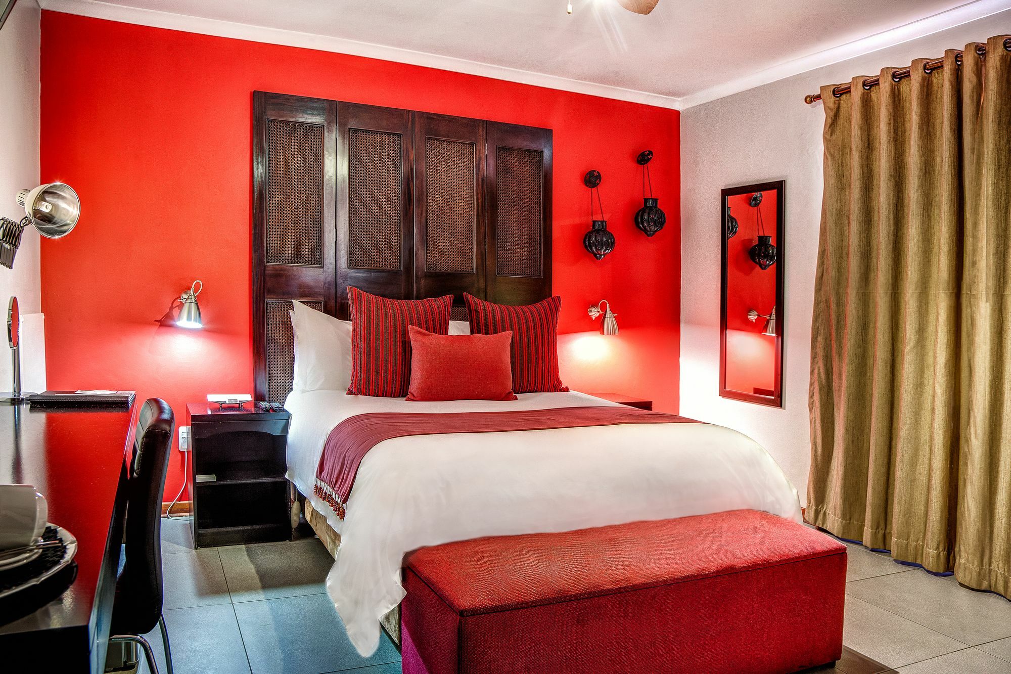 Yalla Yalla Boutique Hotel eMalahleni Exterior photo